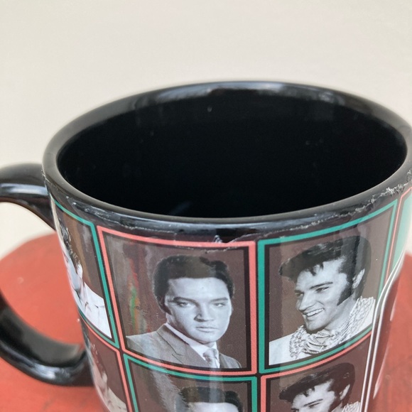 Two Retro Elvis Mugs - Picture 5 of 11
